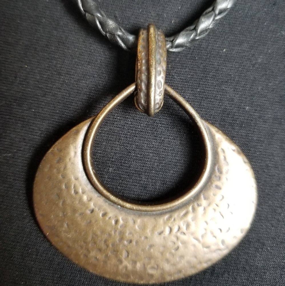 Premier Designs braided Necklace and Pendant